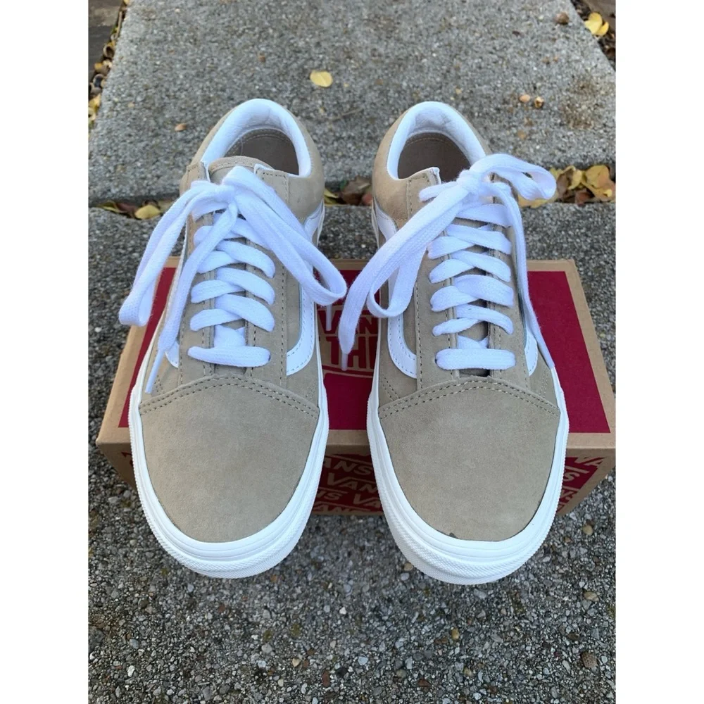 NWT Vans Old Skool Holiday Spice/Travertine Suede Size 6.5